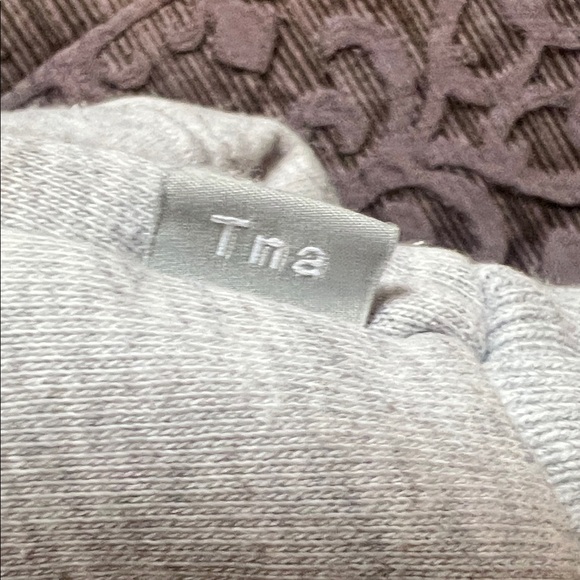 TNA Light Gray Half-Zip Sweatshirt - Picture 4 of 4